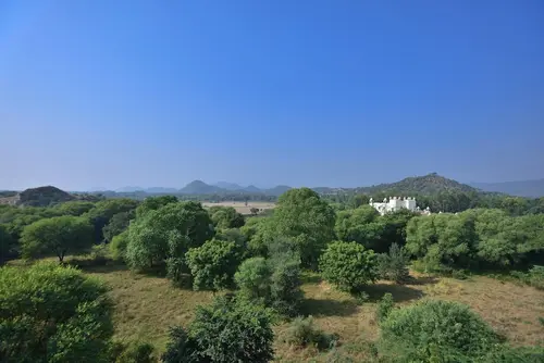 Le Méridien Jaipur Resort & Spa - Rooms - 1613 Sqft 150 Sqmt Mountain View Kingbed 38