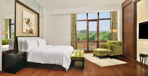 Le Méridien Jaipur Resort & Spa - Rooms - 1614 Sqft 150 Sqmt Swimming Pool View King Bed 14