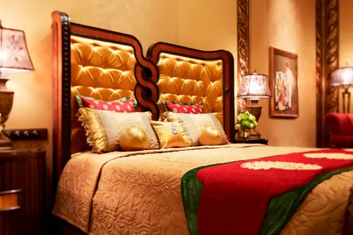 Taj Rambagh Palace, Jaipur - Rooms - 1496 Sqft 139 Sqmt Garden View King Bed 16