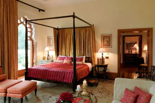 Taj Rambagh Palace, Jaipur - Rooms - 1798 Sqft 167 Sqmt Garden View King Bed 19