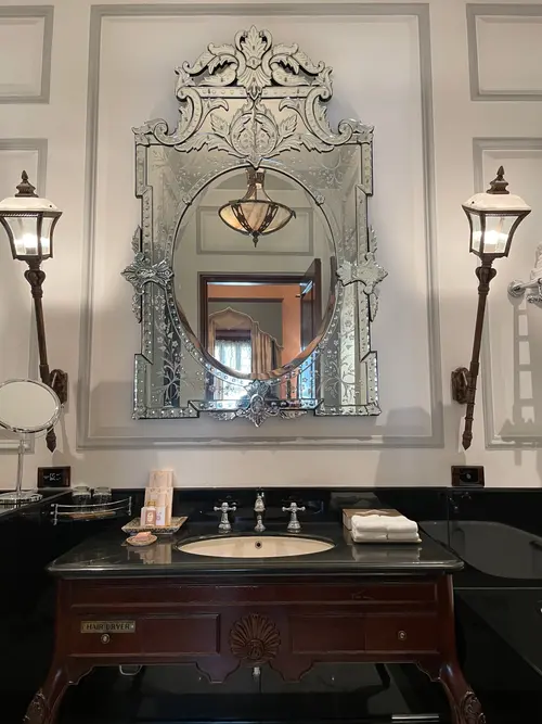 Taj Rambagh Palace, Jaipur - Rooms - Washroom 50