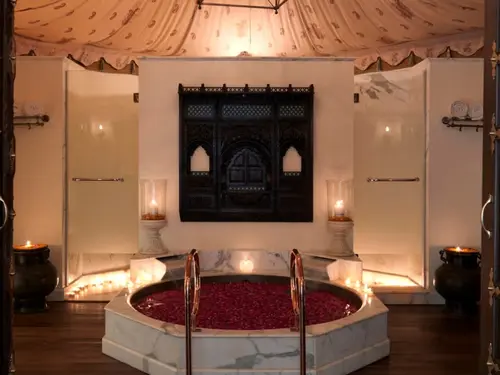Taj Rambagh Palace, Jaipur - Rooms - Washroom 55
