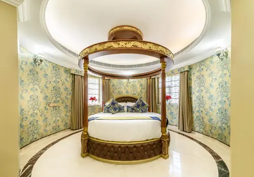 Fort Rajwada, Jaisalmer - Rooms - 530 Sqft 49 Sqmt Garden View King Bed 43