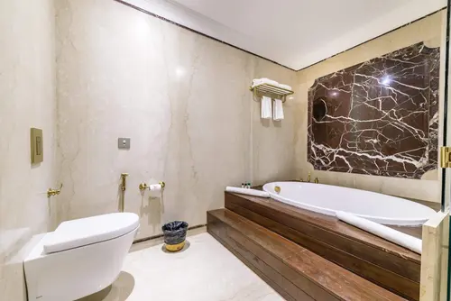 Fort Rajwada, Jaisalmer - Rooms - Washroom 100