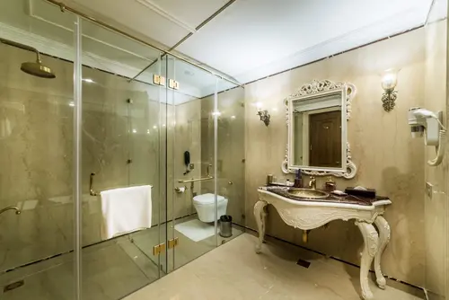 Fort Rajwada, Jaisalmer - Rooms - Washroom 104