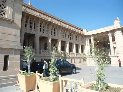 Umaid Bhawan Palace, Jodhpur - Overview - Facade 17