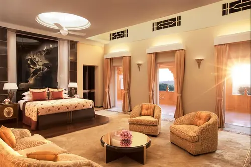 Umaid Bhawan Palace, Jodhpur - Rooms - 800 Sqft 74 Sqmt Courtyard View King Bed 8