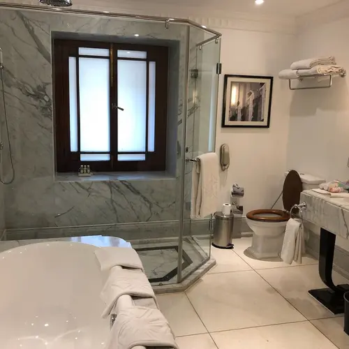 Umaid Bhawan Palace, Jodhpur - Rooms - Washroom 36