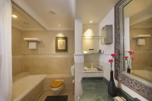 Taj Hari Mahal, Jodhpur - Rooms - Washroom 42