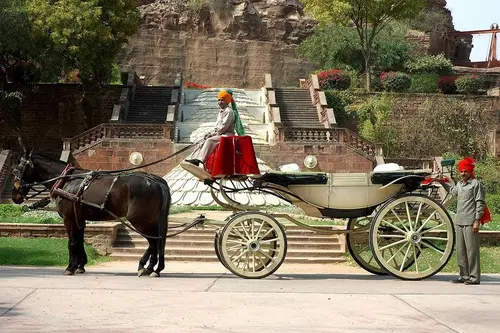 WelcomHeritage Bal Samand Lake Palace - Overview - Outdoors 5