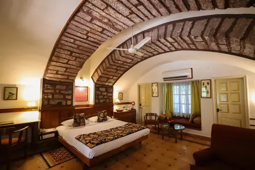 WelcomHeritage Bal Samand Lake Palace - Rooms - Room 34