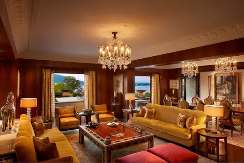 The Leela Palace Udaipur - Rooms - 3586 Sqft 333 Sqmt Lake View King Bed 16