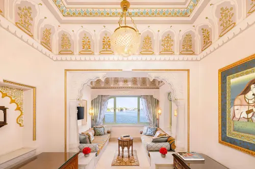 Taj Lake Palace, Udaipur - Rooms - 570 Sqft 53 Sqmt Lake View King Bed 46