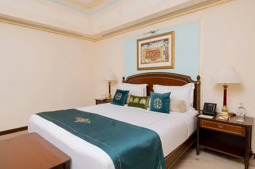 Taj Fateh Prakash Palace, Udaipur - Rooms - 549 Sqft 51 Sqmt Palace View King Bed 5