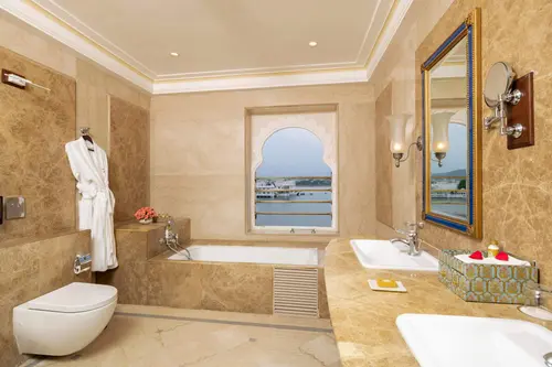 Taj Fateh Prakash Palace, Udaipur - Rooms - Washroom 64