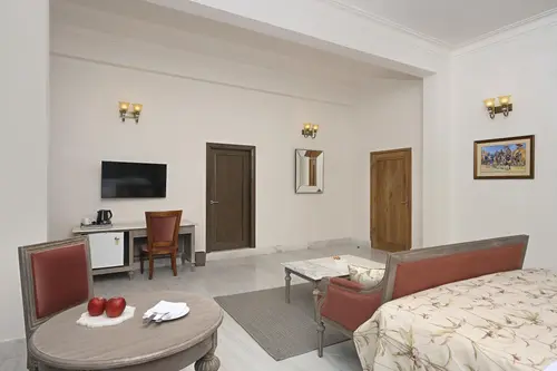 Fateh Vilas, Udaipur - Rooms - 400 Sqft 37 Sqmt Valley View King Bed 19