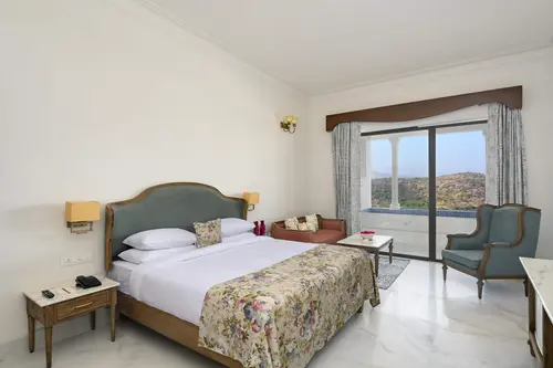 Fateh Vilas, Udaipur - Rooms - 406 Sqft 38 Sqmt Valley View King Bed 5