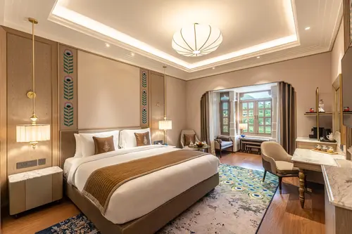 Wyndham Grand Udaipur - Rooms - King Bed 8