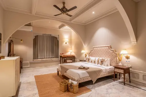 Daulatgarh Resort & Spa, Udaipur - Rooms - 450 Sqft 42 Sqmt Swimming Pool View King Bed 14