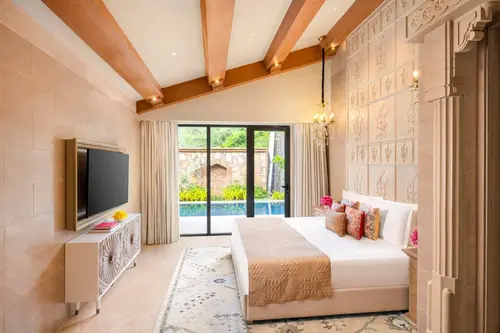 Taj Aravalli Resort & Spa, Udaipur - Rooms - 1399 Sqft 130 Sqmt Mountainhill View King Bed 24