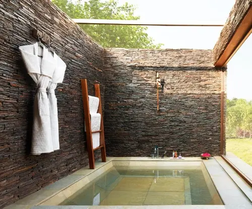 Taj Aravalli Resort & Spa, Udaipur - Rooms - Washroom 34