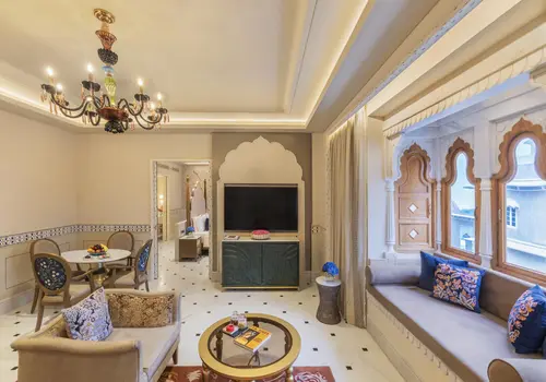 The Lalit Laxmi Vilas Palace Udaipur - Rooms - 1001 Sqft 93 Sqmt Courtyard View King Bed 14