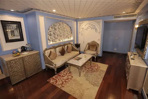 Radisson Blu Palace Resort & Spa, Udaipur - Rooms - 700 Sqft 65 Sqmt Jungle View King Bed 9