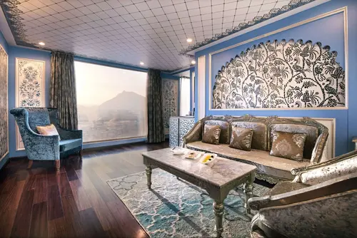 Radisson Blu Palace Resort & Spa, Udaipur - Rooms - 829 Sqft 77 Sqmt Kingbed 23