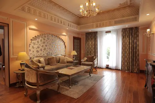 Radisson Blu Palace Resort & Spa, Udaipur - Rooms - 829 Sqft 77 Sqmt Kingbed 25