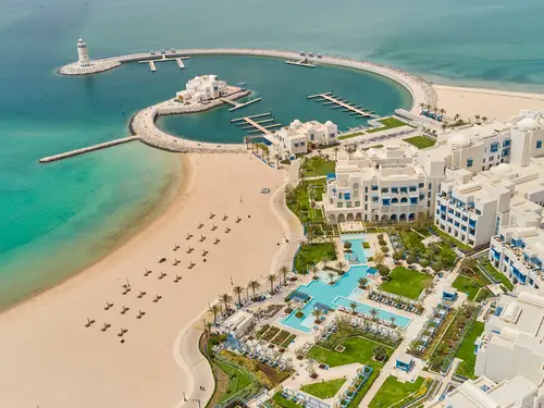 Hilton Salwa Beach Resort & Villas - Overview - Outdoors 6
