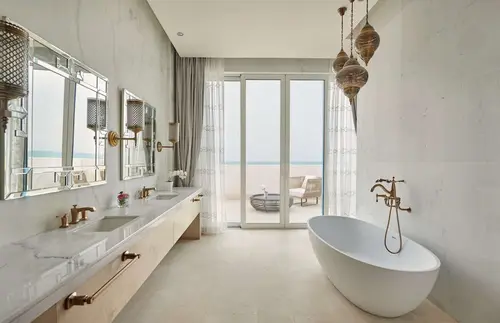 Hilton Salwa Beach Resort & Villas - Rooms - Washroom 85