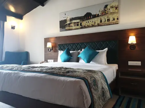 Bamboo Saa Resort & Spa, Udaipur - Rooms - 330 Sqft 31 Sqmt Mountain View King Bed 59