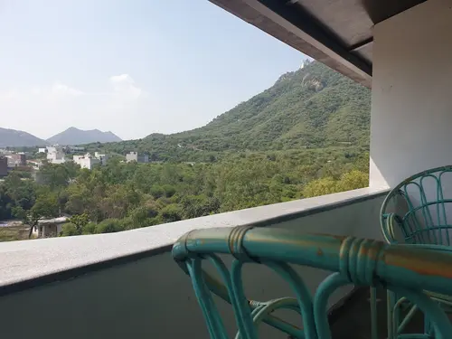 Bamboo Saa Resort & Spa, Udaipur - Rooms - 330 Sqft 31 Sqmt Mountain View King Bed 62