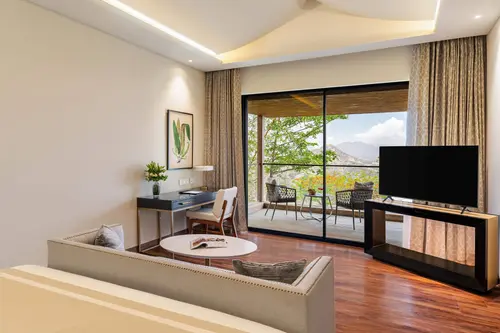 Holymont, Udaipur - Rooms - 810 Sqft 75 Sqmt King Bed 15