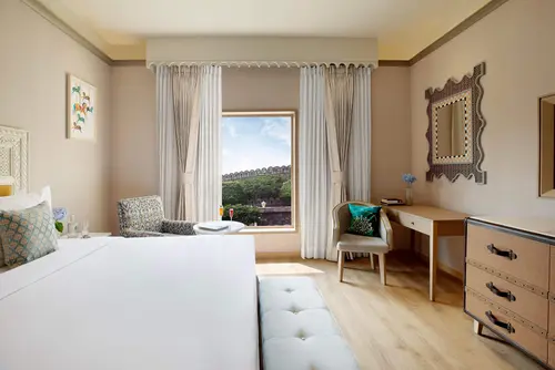 Raajsa Resort Kumbhalgarh - Rooms - 603 Sqft 56 Sqmt Lake View King Bed 2