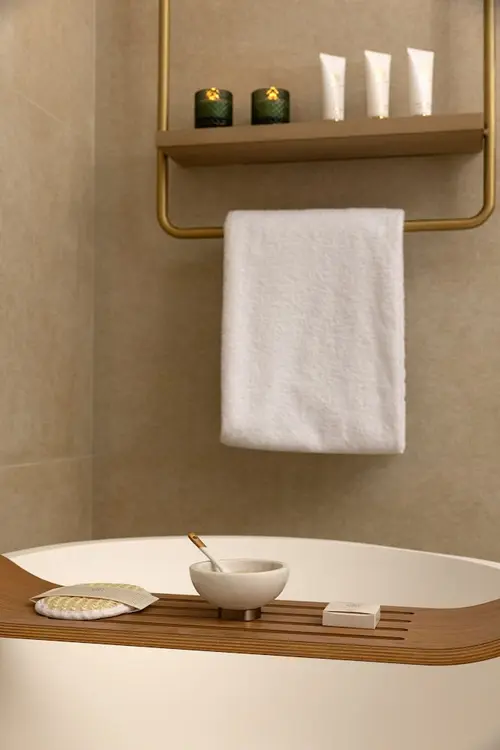 Jumeirah Gulf of Bahrain Resort & Spa - Rooms - Washroom 56