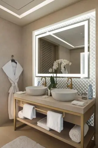 Jumeirah Gulf of Bahrain Resort & Spa - Rooms - Washroom 67