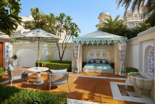 The Leela Palace Jaipur - Rooms - 1130 Sqft 105 Sqmt Courtyard View King Bed 9