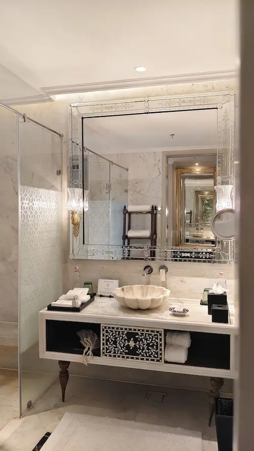 The Leela Palace Jaipur - Rooms - 463 Sqft 43 Sqmt Garden View Twinbed 25